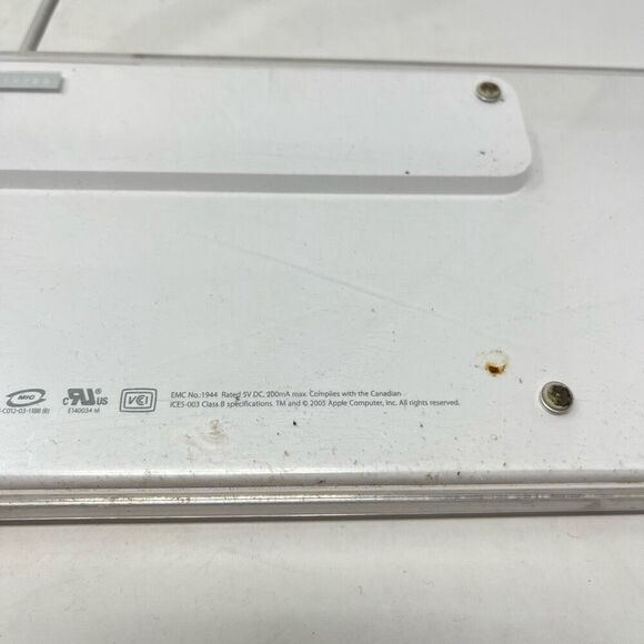 Apple Wired Keyboard USB 2005 White Model no. A1048 - Picture 6 of 7
